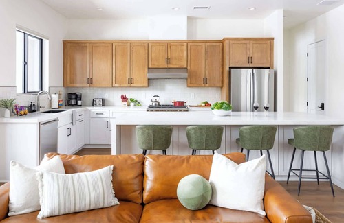 Flagstaff House | New Luxury 2BR Cozy Flagstaff Home Near NAU