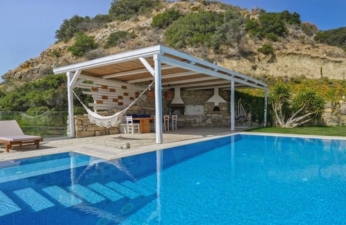 Pitsidia Villa | New luxury villa private pool, quietness, unique Position, enjoy Cretan Nature