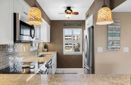 Marco Island Apartment | NEW Marco Island South Beach Condo