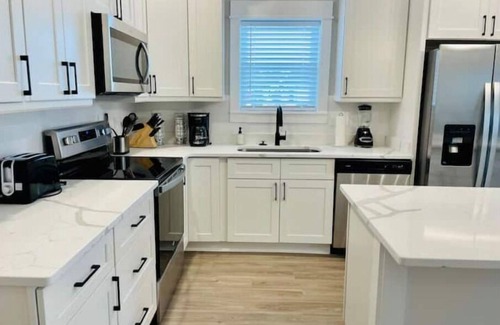 Pine Island Condo | NEW! Modern 3 bedroom beach condo with hot tub - BEACH DUNE