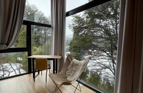 Villa Arelauquen House | New Modern Home: Golf, Polo, Near Catedral Ski