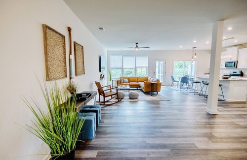 Millville House | NEW Modern Beach Retreat in Amenity filled Community, 4 miles to Bethany Beach