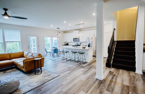 Millville House | NEW Modern Beach Retreat in Amenity filled Community, 4 miles to Bethany Beach