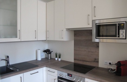 Hietzing Apartment | NEW! Nice residential area, close to attractions, metro & great infrastructure