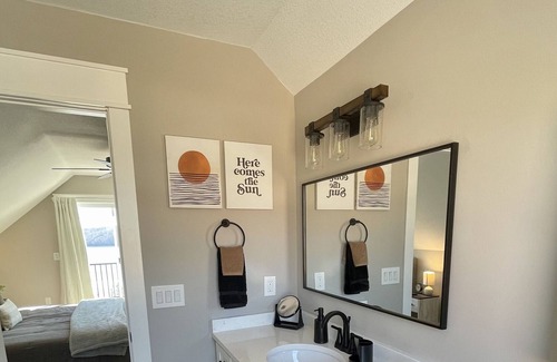 La Follette Cottage | NEW! NORRIS LAKE COTTAGE AT DEERFIELD RESORT BOAT SLIP INCLUDED SLEEPS 6