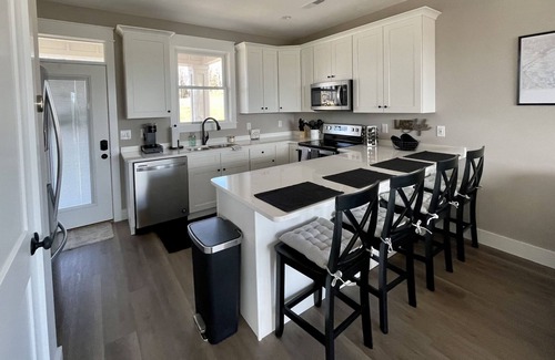 La Follette Cottage | NEW! NORRIS LAKE COTTAGE AT DEERFIELD RESORT BOAT SLIP INCLUDED SLEEPS 6