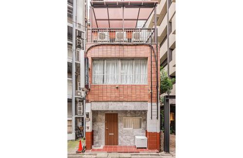 Kanda Ogawamachi Villa | new open! jinbocho str walk 6 min ,4 floors building 4dk for 13 person, 新宿駅12分 秋葉原5分 東京駅7分 銀座駅7分 渋谷20分