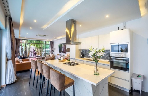 Rawai Villa | New Primrose Pool Villa Your Own Secluded Paradise
