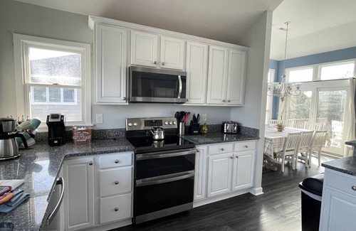 Ocean Sands House | NEW Private Pool & Hot Tub - 7 Bedroom in Corolla, NC (OBX) | The Sassy Starfish