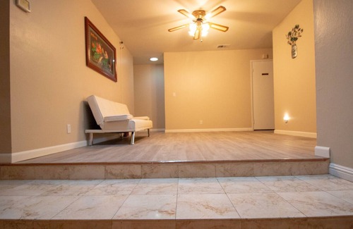 Almaden House | New remodel house with 6 bedrooms and 3 bathrooms in San Jose