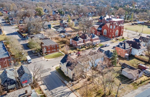 Olde Towne East House | New Reno 3 BR/2BA 1mile to Children's Hospital