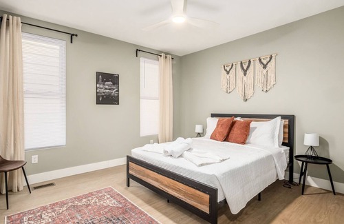 Olde Towne East House | New Reno 3 BR/2BA 1mile to Children's Hospital