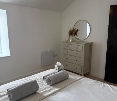 Mousehole House | New renovated beach front cottage