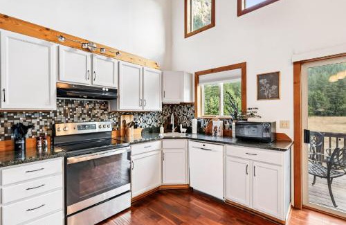 Concrete House | New Sauk River Retreat Concrete Wa