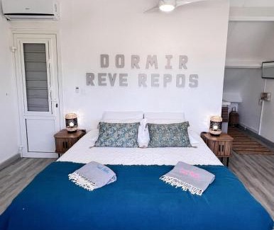 Nettle Bay Apartment | New sea view studio