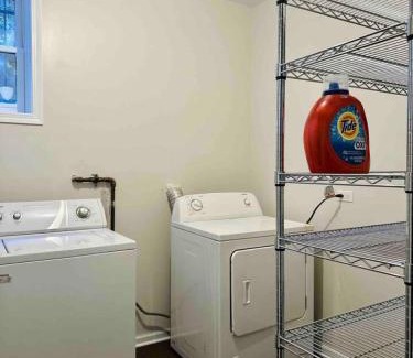 Noble Square Apartment | NEW! Spacious Art Deco Modern 5 BD/3BA Condo