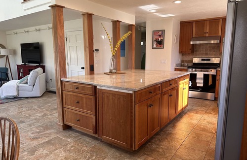 Eastham House | NEW! Spacious Eastham Retreat, 3BD/2BA, Bike Path, Dog-Friendly, Fenced Yard