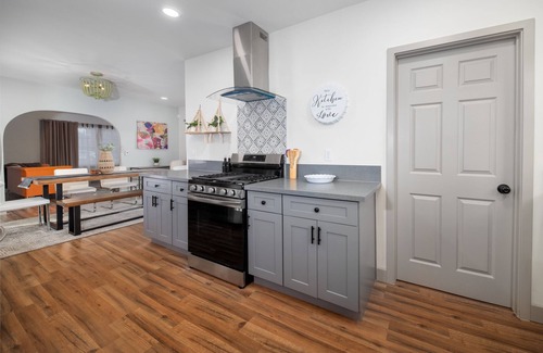 Riverside House | NEW! SPANISH BOHO COLONIAL RETREAT - WOOD STREET - DOWNTOWN RIVERSIDE