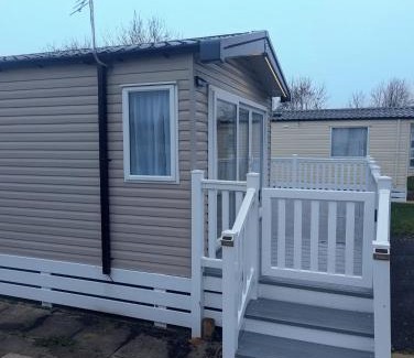 New Forest District Resort | NEW STYLE HOLIDAY HOME, quiet location at Award winning Shorefield Country Park - ENTERTAINMENT PASSES INCLUDED!