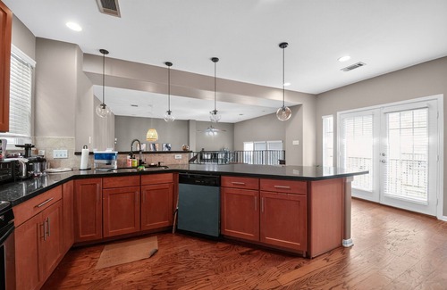 Shady Acres House | NEW! Stylish Houston Heights House