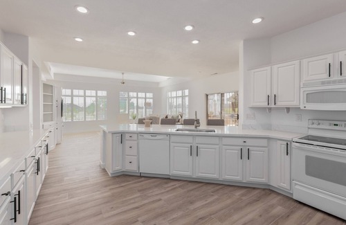 Sun City West House | NEW Sun City West Home on Golf Course