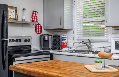 Smithville Cabin | NEW! Sunfish Cottage near Hidden Harbor