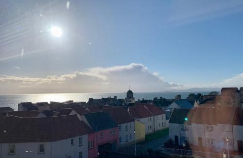 Dysart House | NEW Superb One Bedroom Getaway in Dysart Kirkcaldy