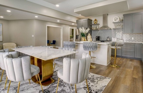 West Central Condo | NEW! The Gray Room: Downtown Fort Wayne 2BR 2BA Condo - Free Parking & WiFi