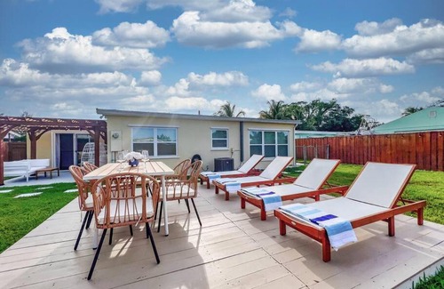 Jupiter House | *NEW* The Surf Shack Jupiter!