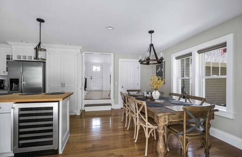 Skaneateles House | New to Rental market-3 Bed/2.5 Bath-Pet Friendly!