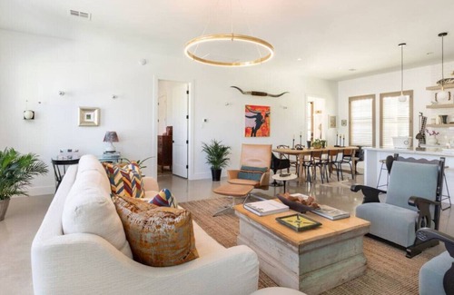 New Ulm House | NEW urban cottage, The Vine & Round Top!