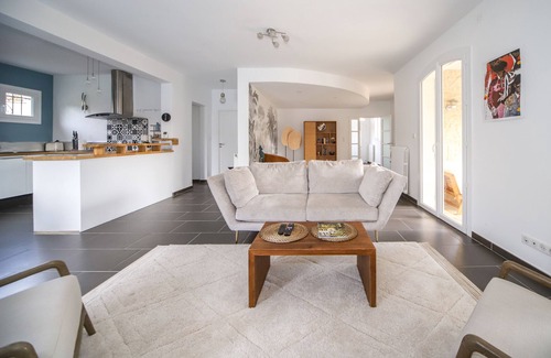 Saint-Jean-de-Vedas Villa | ⭐NEW ⭐VILLA SWIMMING POOL⭐NEAR MONTPELLIER ⭐BEACHES⭐