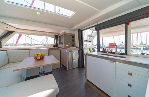Key West Boat Rental | NEW VRBO Listing! Elegant 40' Yacht in 5-Star Resort