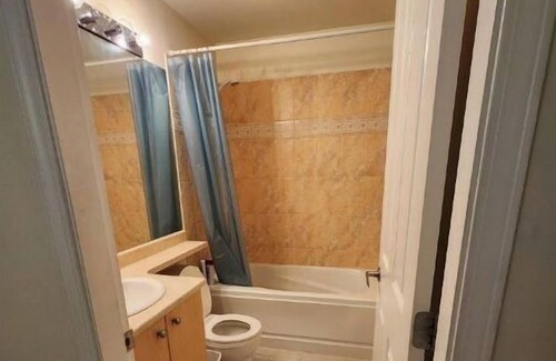 Queensborough House | New Westminster Home 2