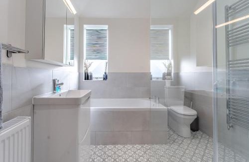 Auchterarder House | Newbigging Farm Cottage