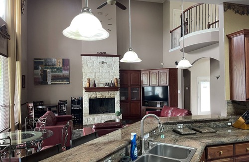 DeSoto House | NEWHOUSE MANSION DALLAS TOP 10 Vacation Rental n POOL and SPAn3 Acres Of Land