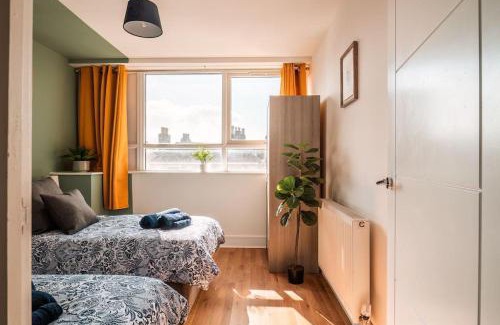 Maidstone Apartment | Newley Decorated Central Maidstone Flat, Sleeps 4