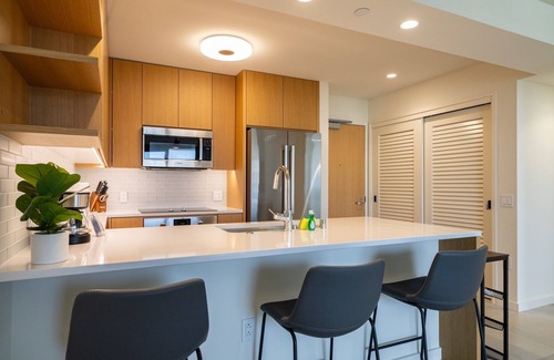 Ala Moana Condo | Newly Built Condominium "Sky Ala Moana " 26th Floor OceanView (SAW2605)