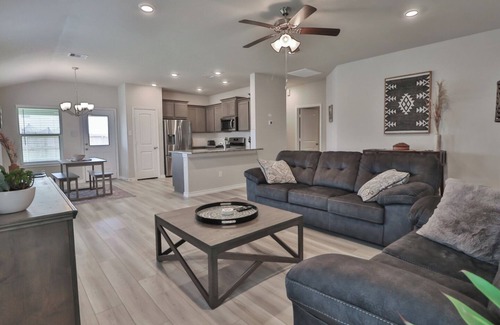 Wellborn House | Newly built home in south College Station with comfortable beds and free WiFi!
