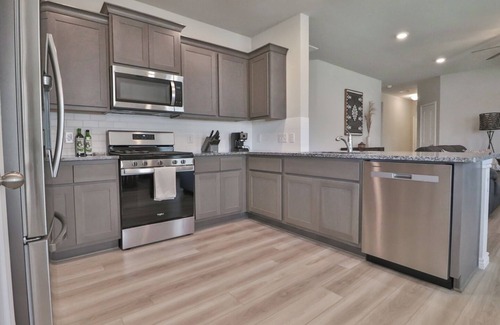 Wellborn House | Newly built home in south College Station with comfortable beds and free WiFi!