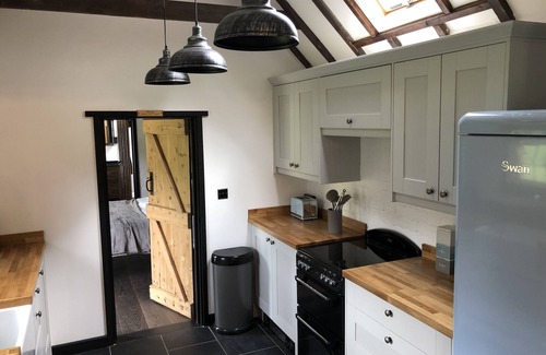 Colchester House | Newly Refurbished Cottage in the Orchard of Manor House