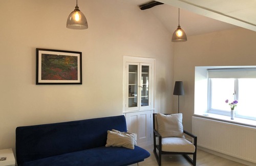 Hathersage Apartment | Newly refurbished, modern apartment in Hathersage, with parking