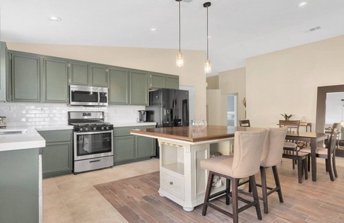 Indio House | Newly Remodeled 2 Bedroom Private Pool Home Right Next to Music Festivals!