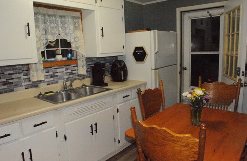 Bay City House | Newly remodeled 3 bedroom home close to Saginaw Bay and River!