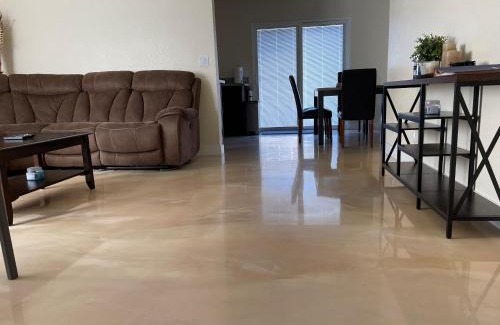 Whitney Ranch House | Newly Remodeled Family Friendly 3B/2B House