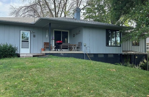 Atlantic House | Newly remodeled house in quiet neighborhood — one block to Heritage House!