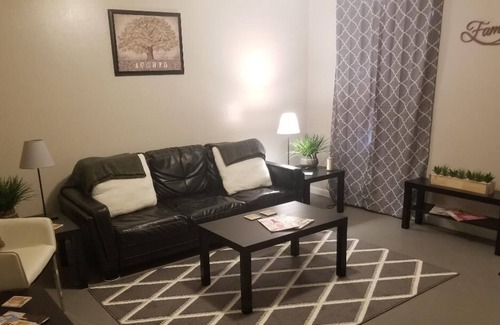 Horn Lake House | Newly remodeled spacious getaway with ALL NEW MATTRESSES