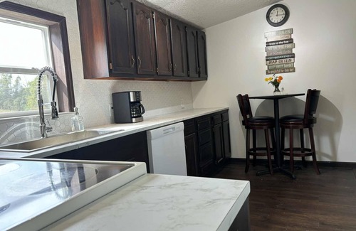 Spring Church House | Newly Remodeled & Stylish Guest Hideaway: Sleeps 6