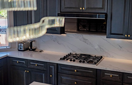 Valle Lindo House | Newly Remodeled Suburban House