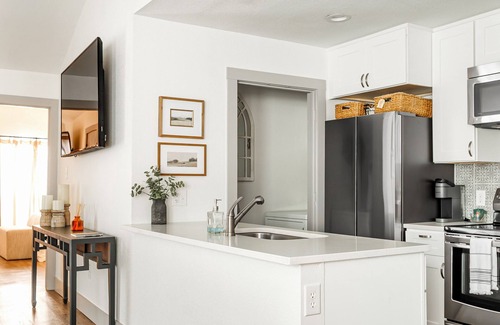 Abilene House | Newly Remodeled Townhouse!